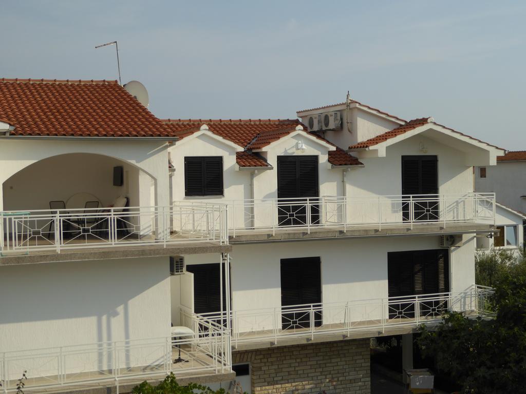 Apartments Bojanic Vodice Exterior foto